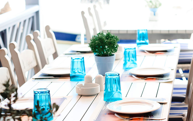 Besides the beautiful sea near our hotel Nick-Rooms, we will also show you the best restaurants so that your vacation will be unforgettable.